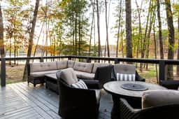 The Acorn Cottage at The Retreat at Water's Edge