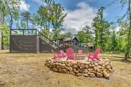 The Dolly House at The Retreat at Water's Edge - Image 4