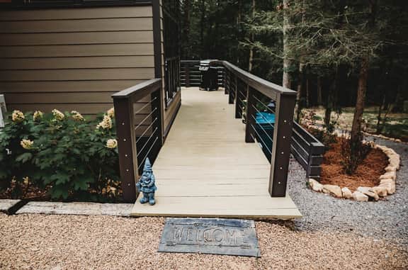 Leprechaun Lodge at The Retreat at Deer Lick Falls