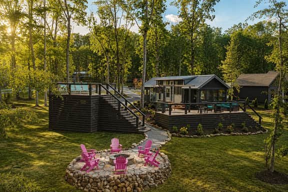 The Dolly House at The Retreat at Water's Edge - Image 2