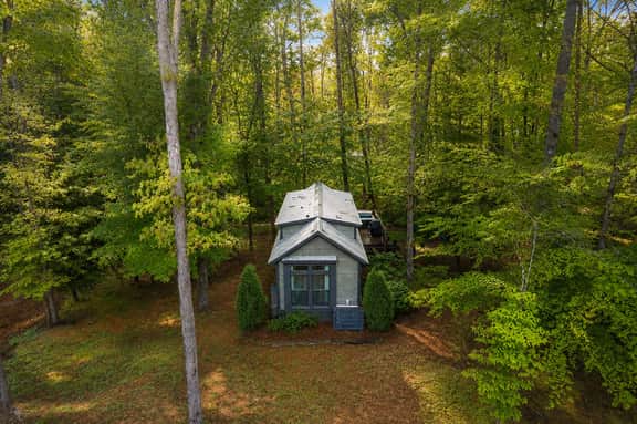 Nature's Oasis at The Retreat at Deer Lick Falls - Image 2